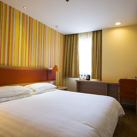 Home Inn Shanghai Hongqiao Terminal Jinshajiang Road Changfeng Esterno foto