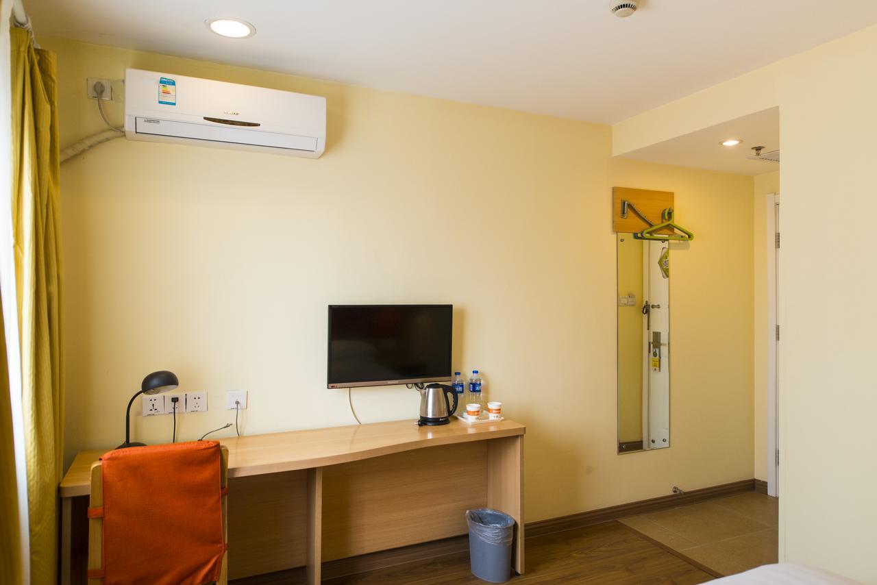 Home Inn Shanghai Hongqiao Terminal Jinshajiang Road Changfeng Esterno foto